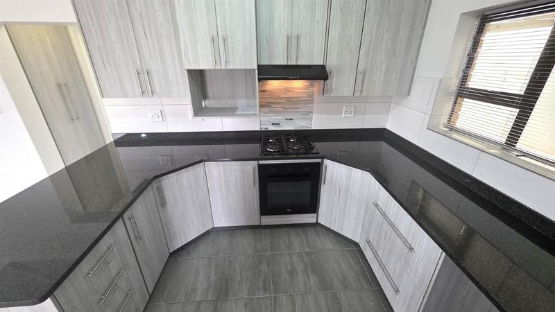 3 Bedroom Property for Sale in Seemeeu Park Western Cape